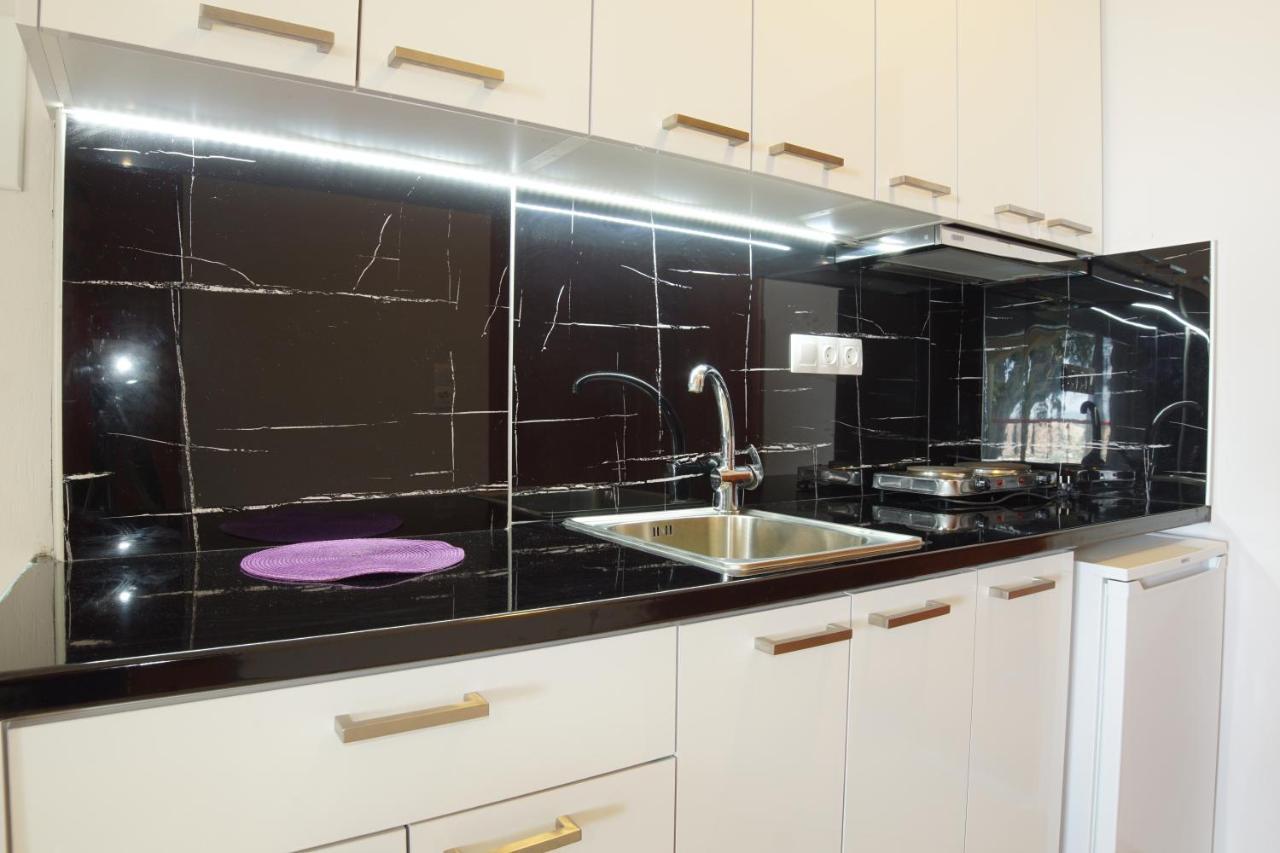 Flisvos Seaside Apartments ลิเกีย ภายนอก รูปภาพ