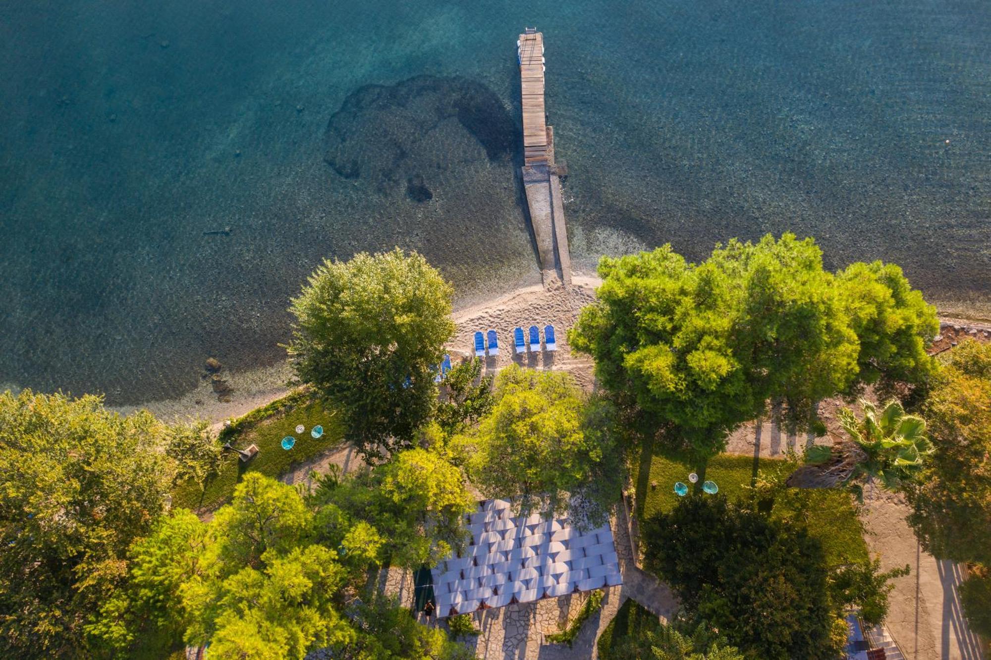 Flisvos Seaside Apartments ลิเกีย ภายนอก รูปภาพ
