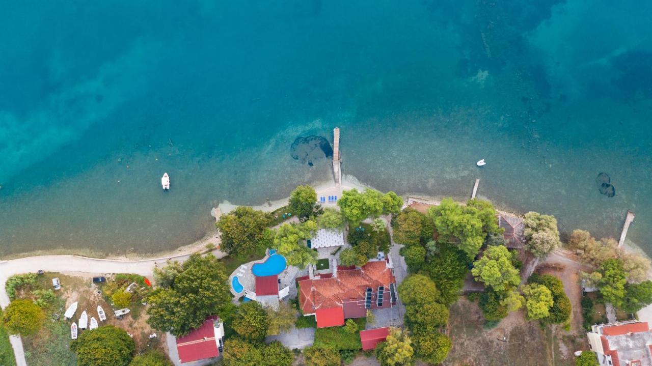 Flisvos Seaside Apartments ลิเกีย ภายนอก รูปภาพ