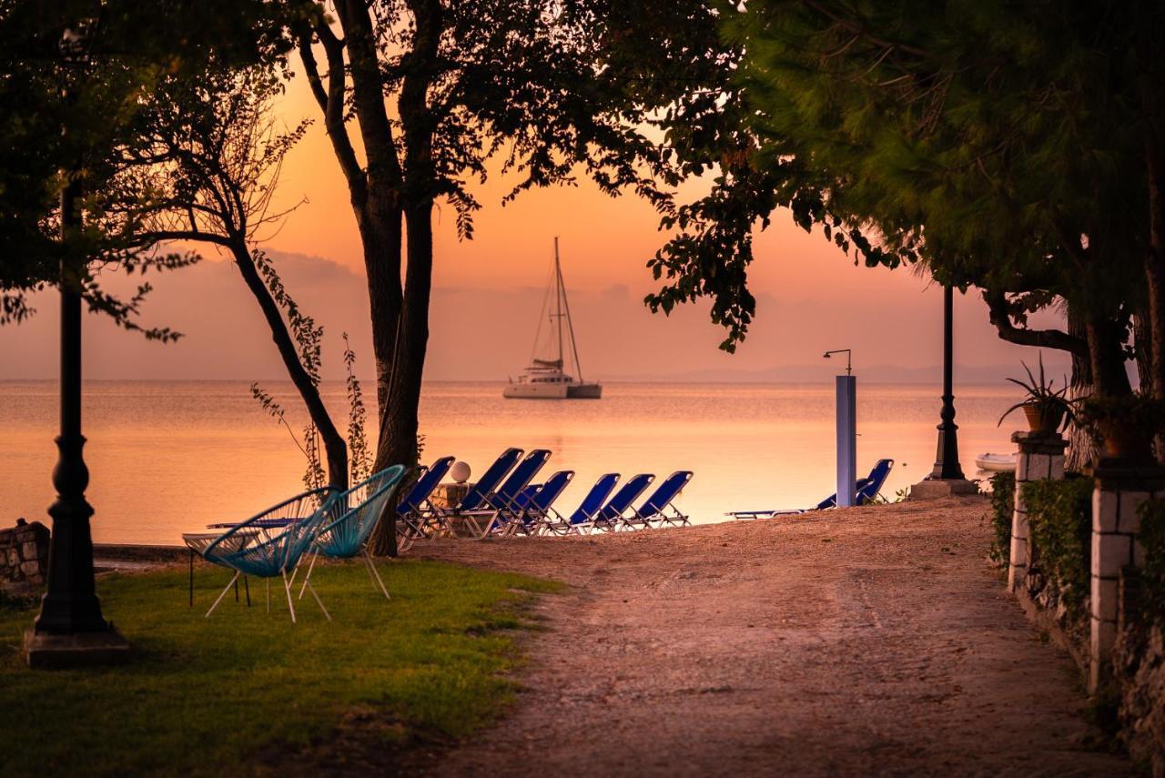 Flisvos Seaside Apartments ลิเกีย ภายนอก รูปภาพ